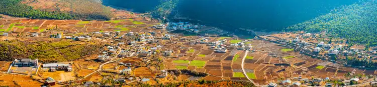 Hotels near Nitangdui Village