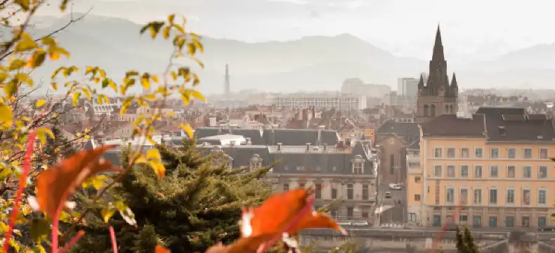 グルノーブルのホテル