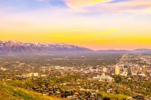 Top 19 Hippest Mid-Size US Cities