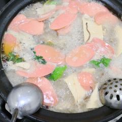 家艺白果竹荪鸡·美蛙黔鱼 User Photo