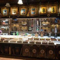 敖包相会文化蒙餐(万佳社保楼店) 여행 사진