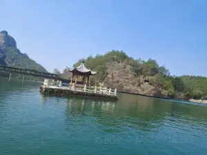 Jiulong Lake (Jiulong Cave Cluster)