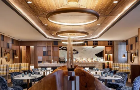 Barrell & Derrick Restaurant