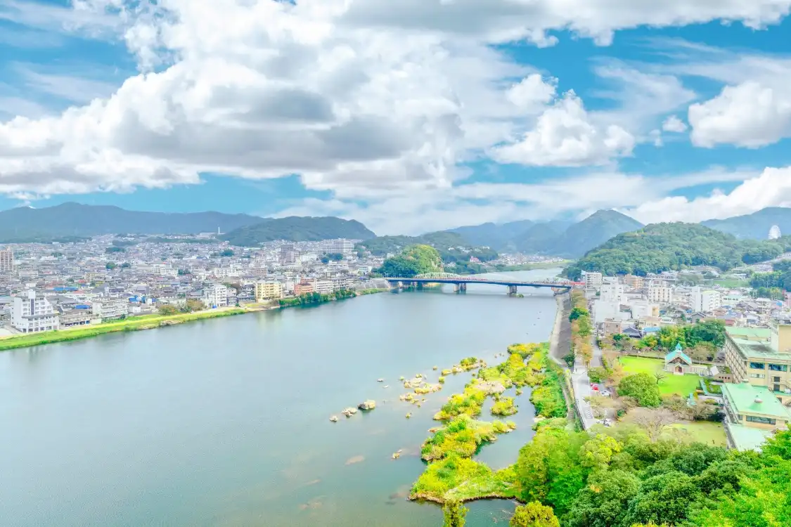 Hotels near Kiso River