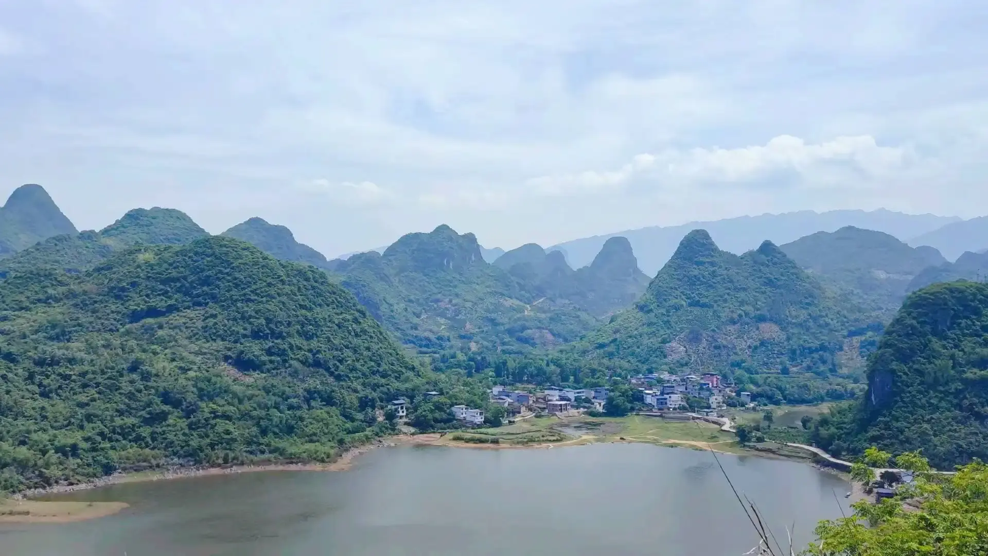 Hotels near Rongtan Jiajing Scenic Spot