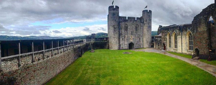 Castell Caerffili / Caerphilly Castle