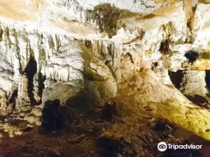 Oylat Cave