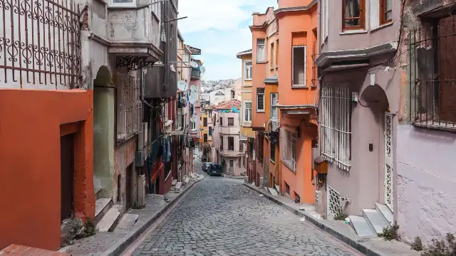 Tarihi İstanbul Surları yakınındaki oteller