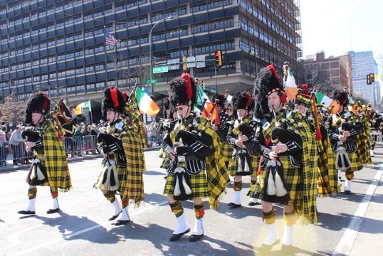 필라델피아 세인트패트릭 축제 퍼레이드 | ฟิลาเดลเฟีย