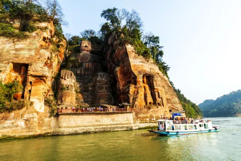 Leshan Day Cruise