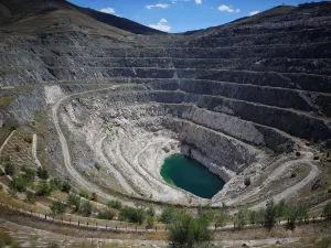 Xingjiang Keketuohai Rare Metal National Mine Park