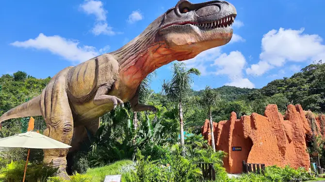 Parque dos Dinossauros - Aventura Jurássica - Atração Turística de Balneário Camboriú