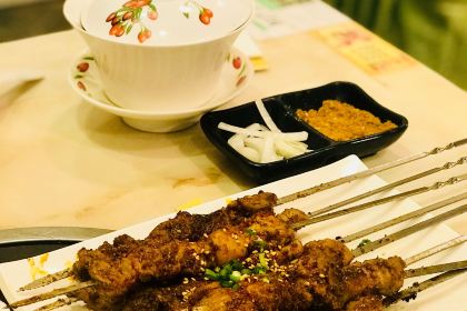 清真·宁夏印象·盐池滩羊肉体验店(江宁路店)