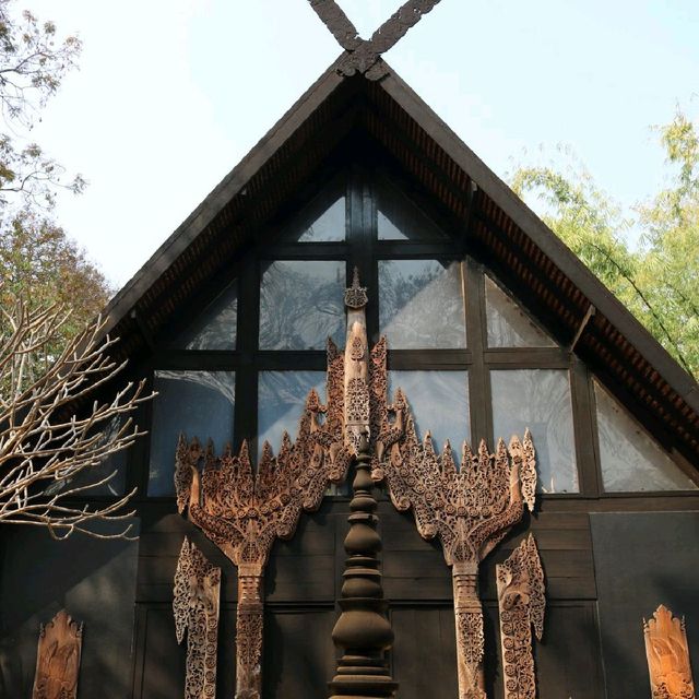 Black is beautiful in Baan Dam Museum