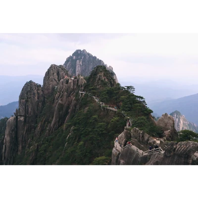 Stunning view from Mount Huangshan | Trip.com Huangshan Scenic Area  Travelogues