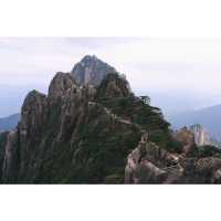 Stunning view from Mount Huangshan 