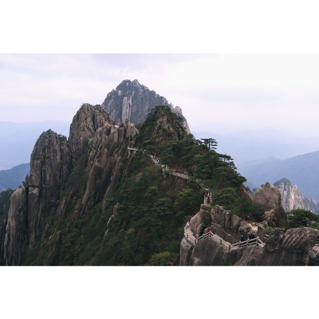 Stunning view from Mount Huangshan 