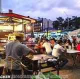 Thung Sri Muang Night Market User Photo