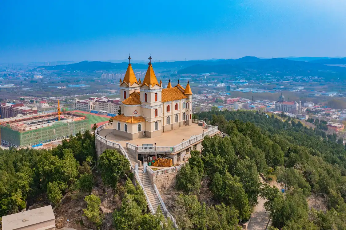 Hotels near Huzhuang Catholic Church