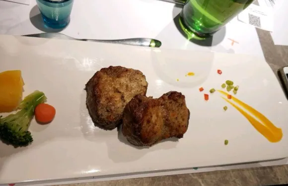 西堤牛排（斗六家樂福店）