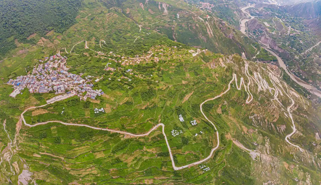 Hotels near Radish Village