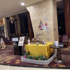 Yunfubiguiyuanfenghuangjiudianweiyena Western Restaurant User Photo