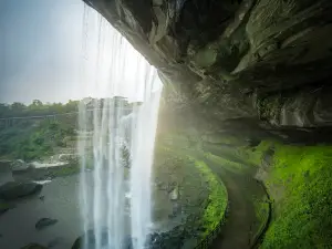 Pit Cataract Scenic Spot
