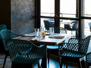 True Blue Butcher & Barrel - South Front