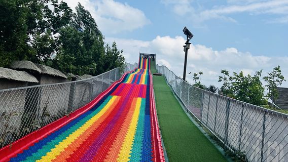 si da fang min su wen hua cun