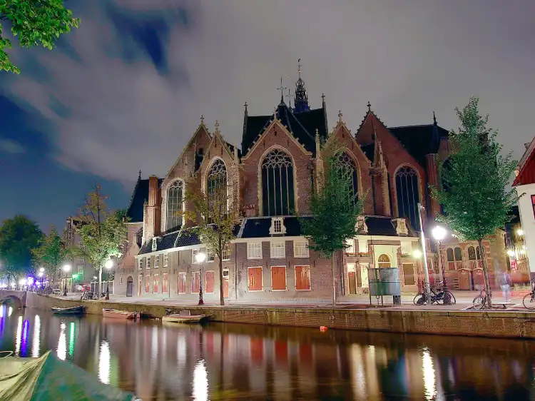Hotels in der Nähe von Alte Kirche