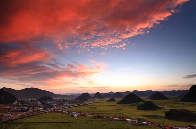 Sunrise Sightseeing in Luoping