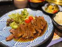 日式定食優惠：二人同行一人半價