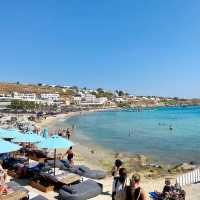 ギリシャの絶景ビーチでお昼寝