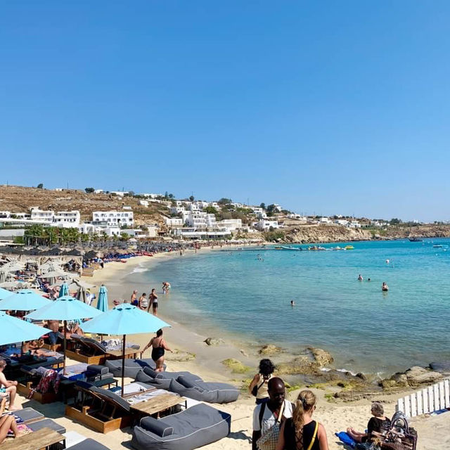 ギリシャの絶景ビーチでお昼寝