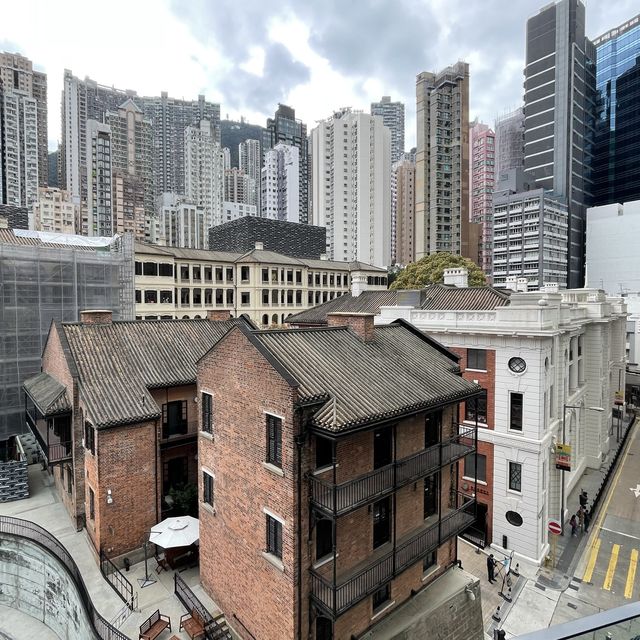 大館內嘅人氣café，晏少少都已經有人龍排隊！