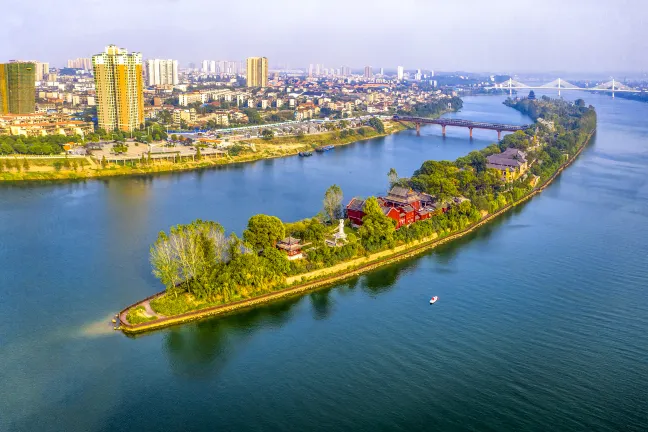 Hotels near Hengyang Science & Technology Museum