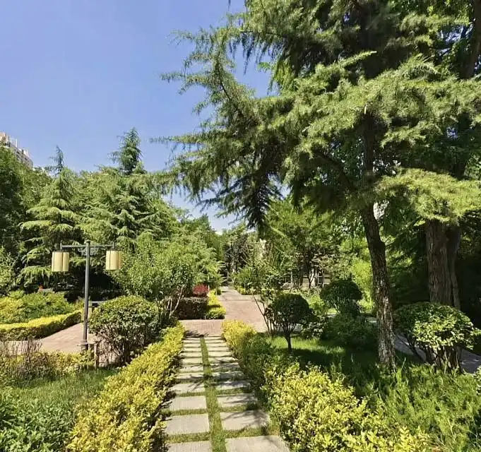 Hotels near Dengjia Garden