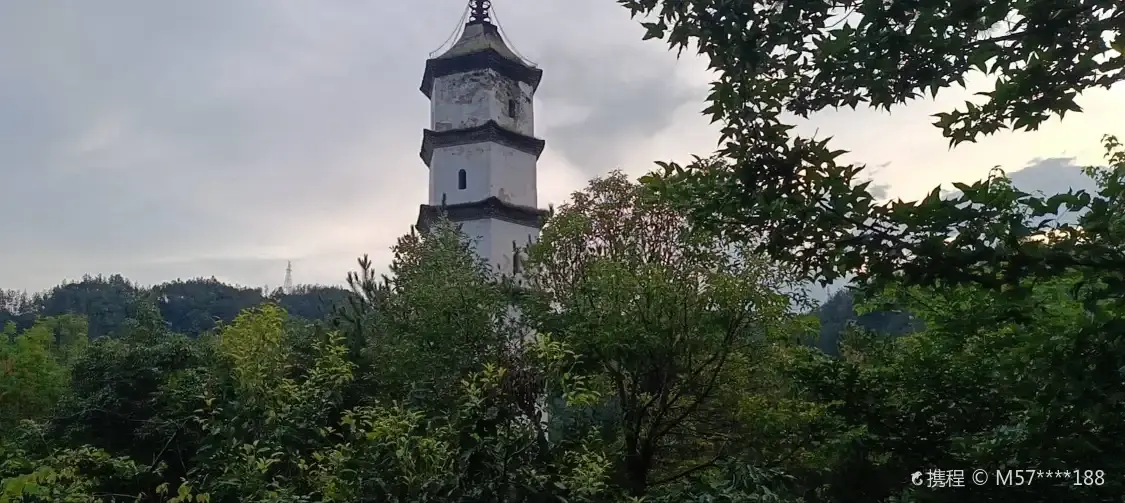 Hotels near Changwen Tower