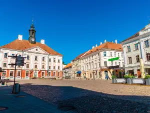 Town Hall Square