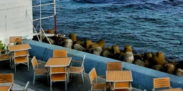 Top 8 Restaurants for Views & Experiences in Malé