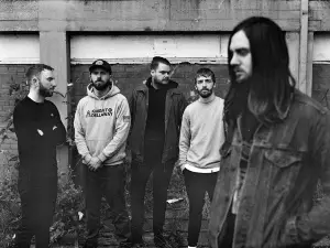 英國唐卡斯特都會自治市 · While She Sleeps 演唱會