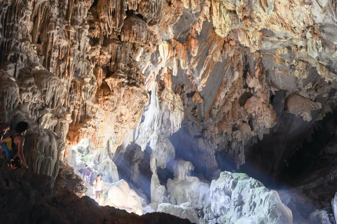 Hotels near Tham Poukham Cave