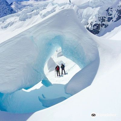 Mt Cook Glacier Guiding