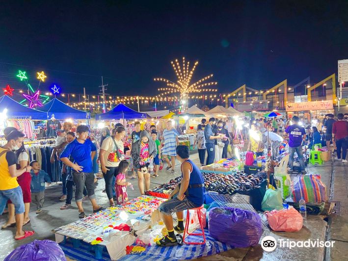 Compare 4 airports near Khlong Luang
