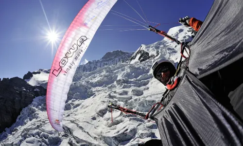 Paragliding in Switzerland