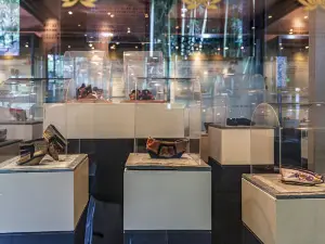 三寸金蓮館