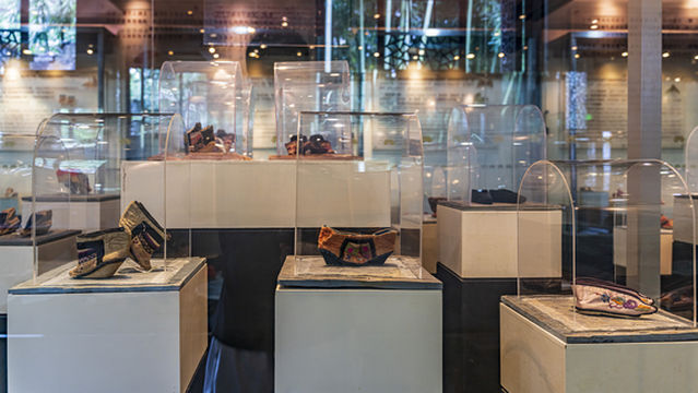 Three-inch Golden Lotus Shoes Museum