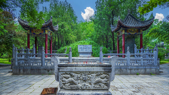 The Tomb of Di Renjie