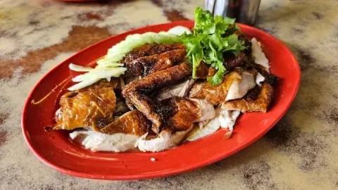 Ee Ji Ban Chicken Rice Ball in Melaka