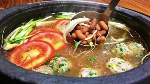 砂锅莊豆米火锅 in Libo